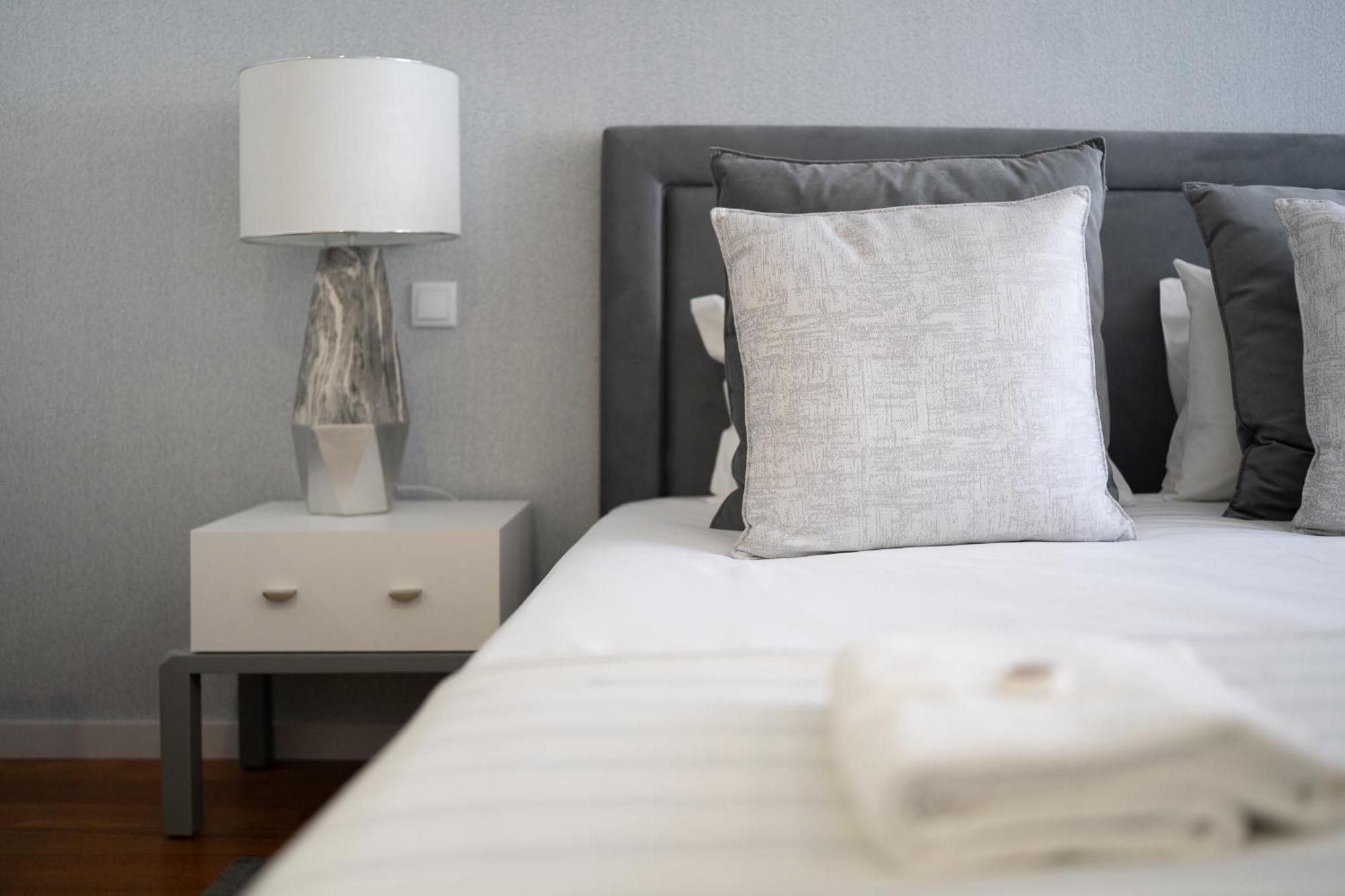 Porto & Douro Vista Apartments By Inviting Valbom  Экстерьер фото